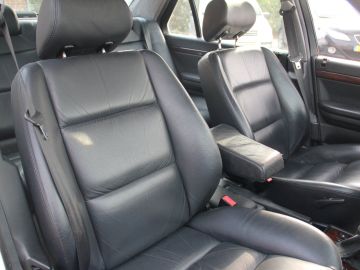 Peugeot 605